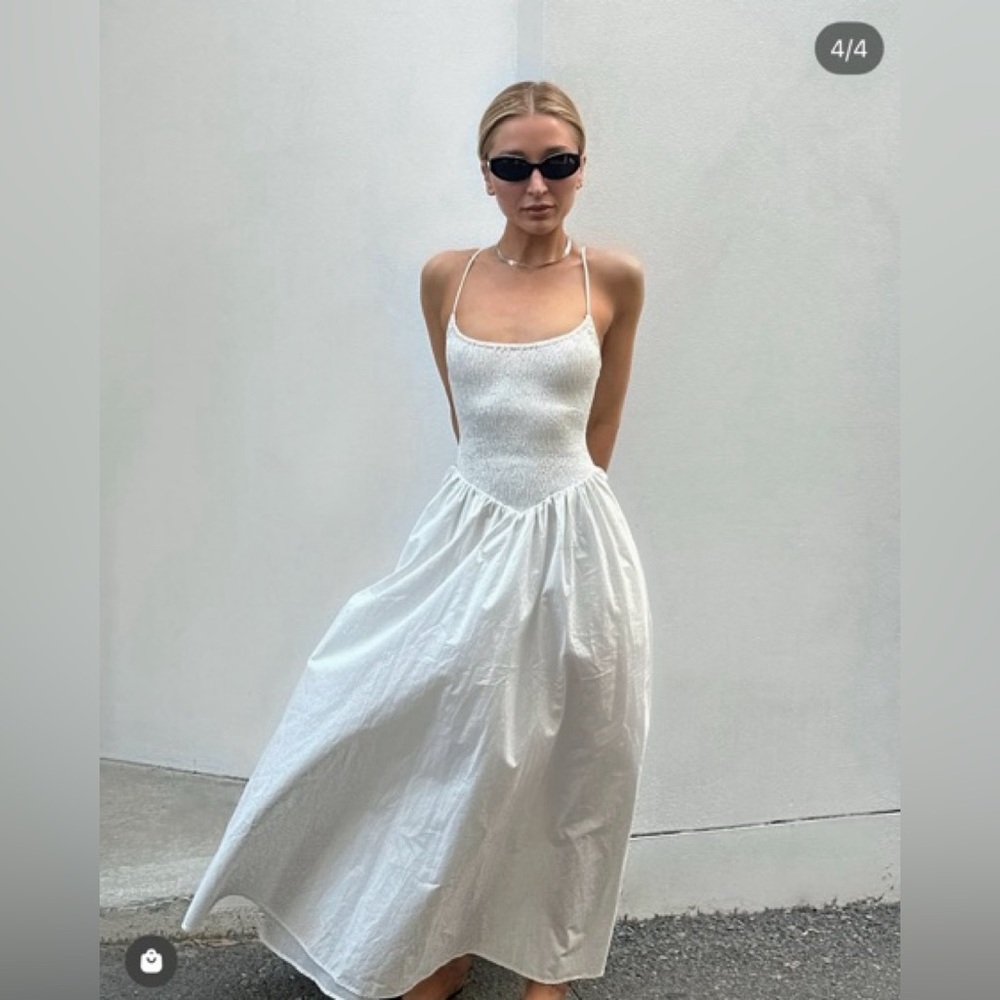 Dissh Milano White Spaghetti-Strap midi smocked Dress